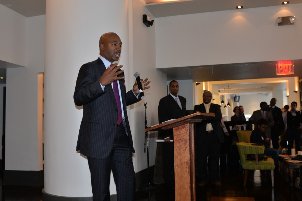 Larry Irving speaking at the First Annual Silicon Harlem Conference